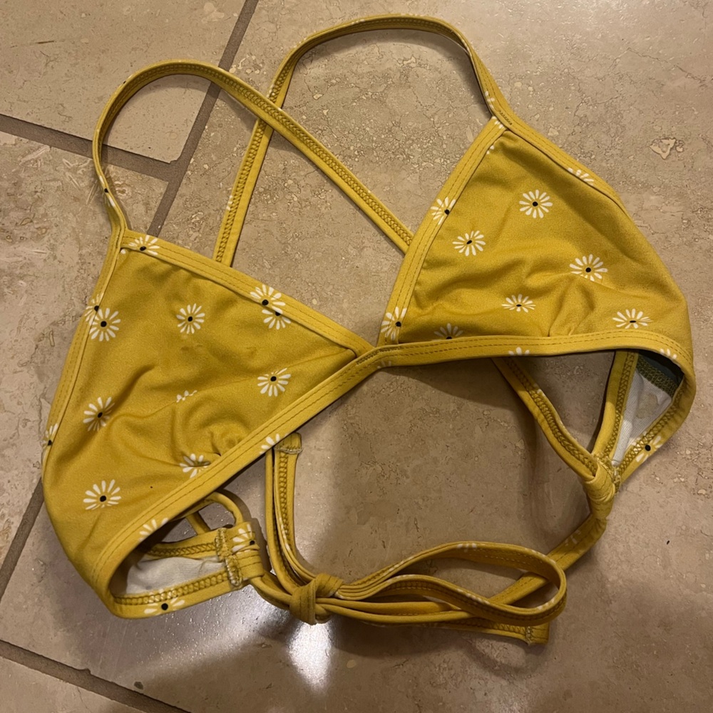 Jolyn bikini top